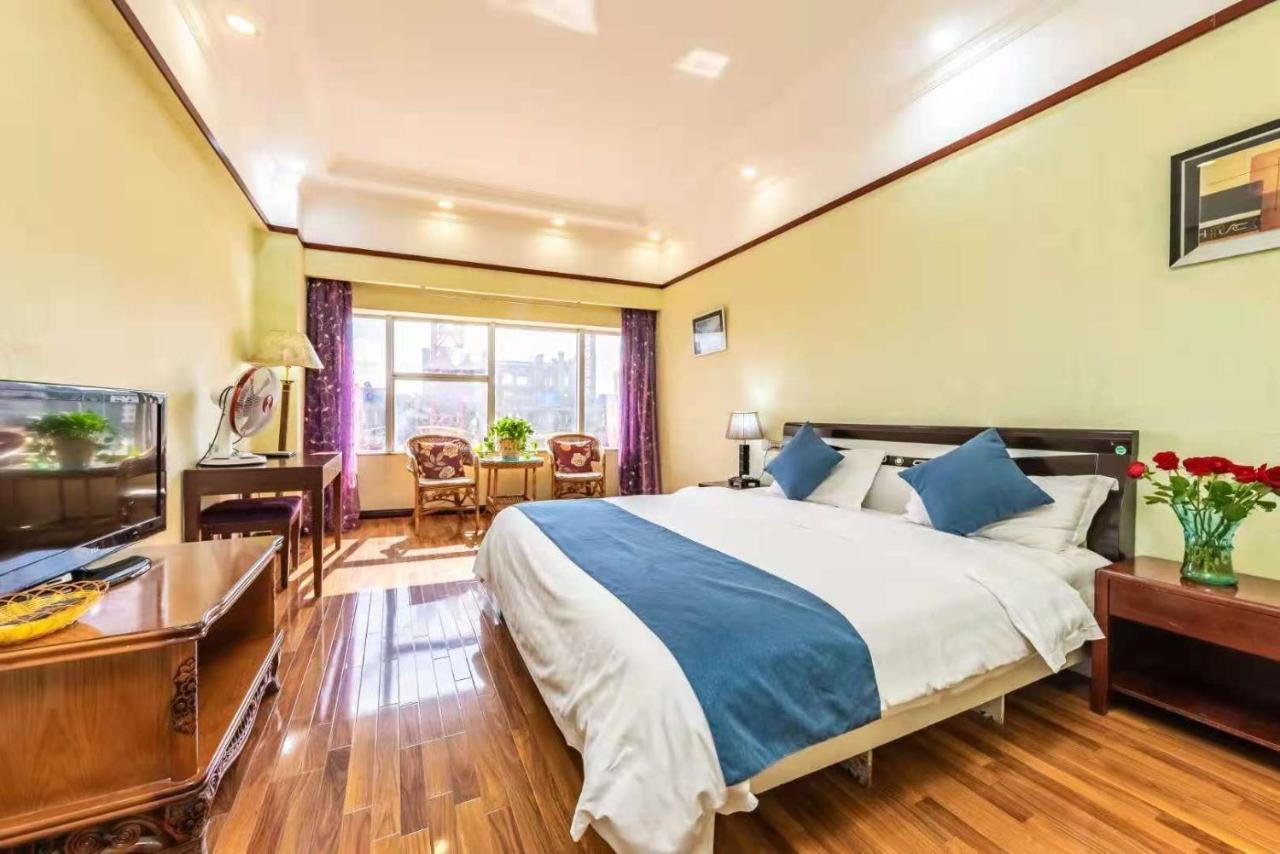 Ha Luo Hotel Kunming Eksteriør bilde